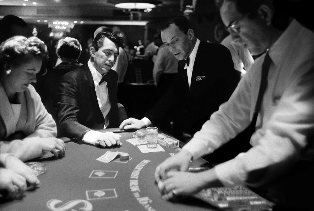 HHpoker客服怎么联系